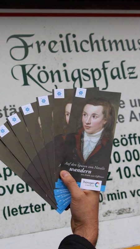 Die Flyer zu dem neuen Weg sind bereits fertig. Sie werden in den touristischen Einrichtungen rund um Kelbra kostenlos abgegeben.