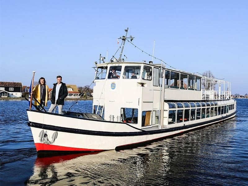 Leon Windscheid (r) und Oliver Trepper auf der «MS Günther». Foto: Judith Appel