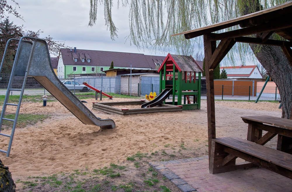 Der sanierte Spielplatz in der Müchelner Beethovenstraße wird am 15. April wieder eingeweiht.