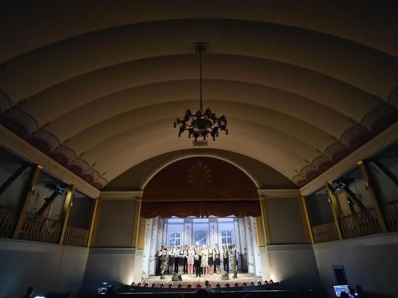 Eine Probe von "Cosi fan tutte". Foto: Hendrik Schmidt