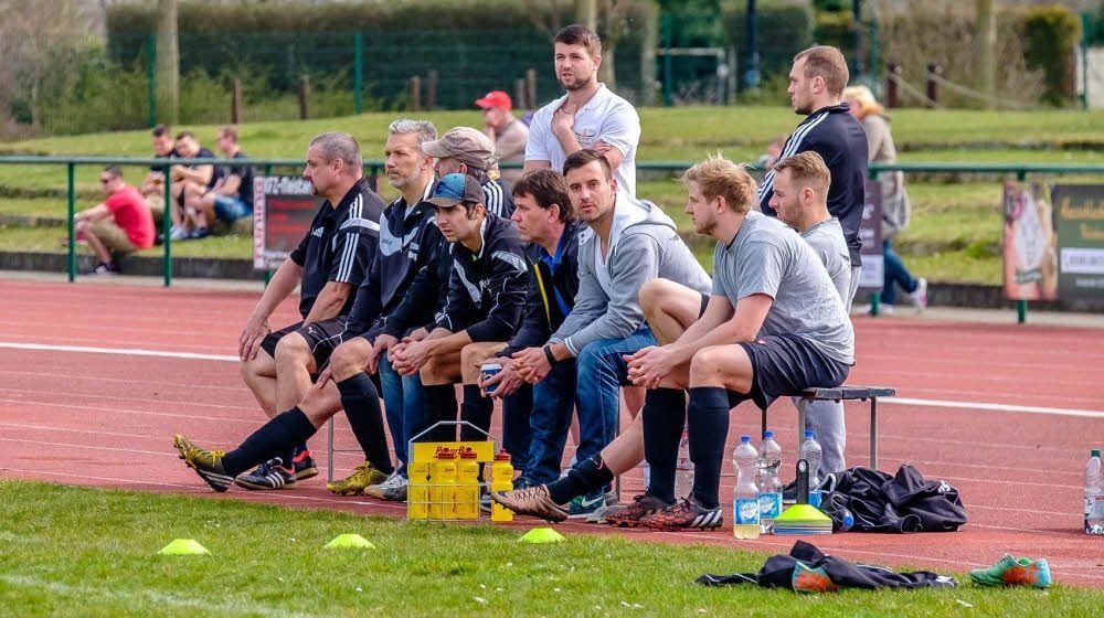 Ab der Fußball-Serie 2016/17 wird aufgrund der neuen Auswechselregelungen mehr Unruhe auf den Reservebänken herrschen.