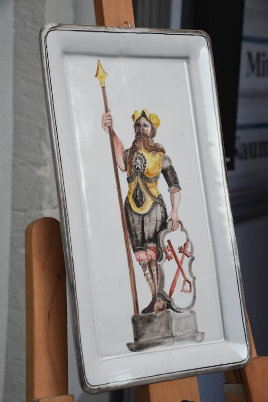Der diesjährige Wenzelspreis entstand in der Töpferei Kröner in Kahlwinkel.