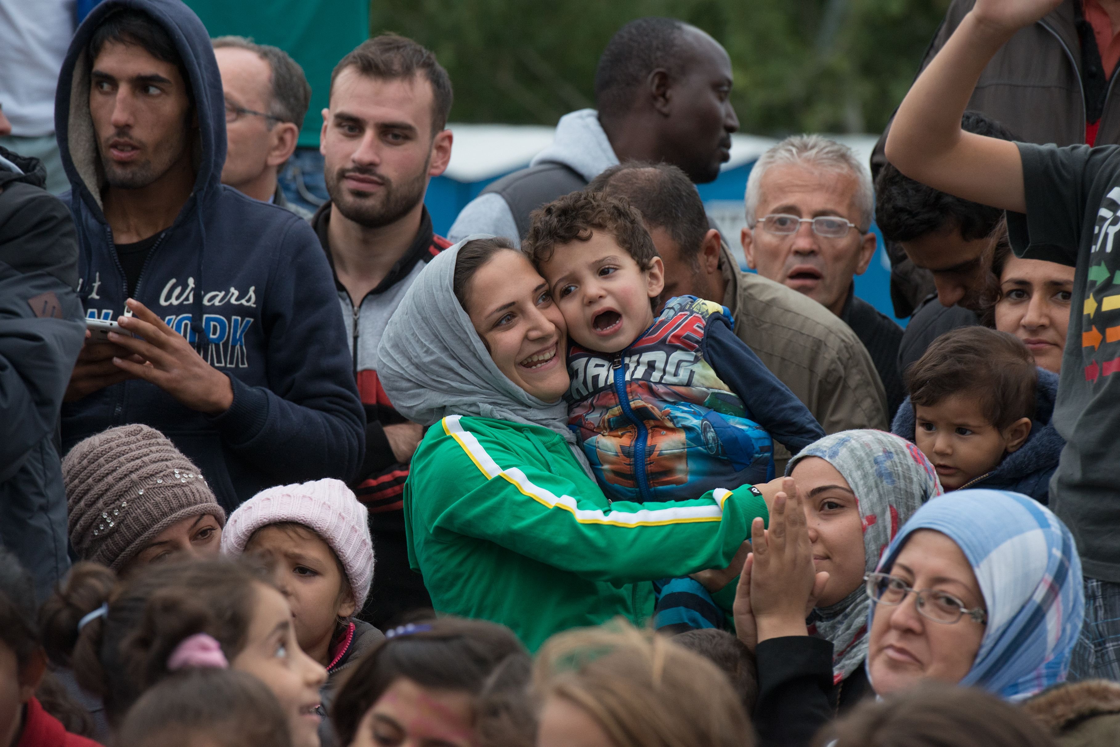 Familien mit Kindern in der Zentrale Aufnahmestelle für Flüchtlinge in Halberstadt