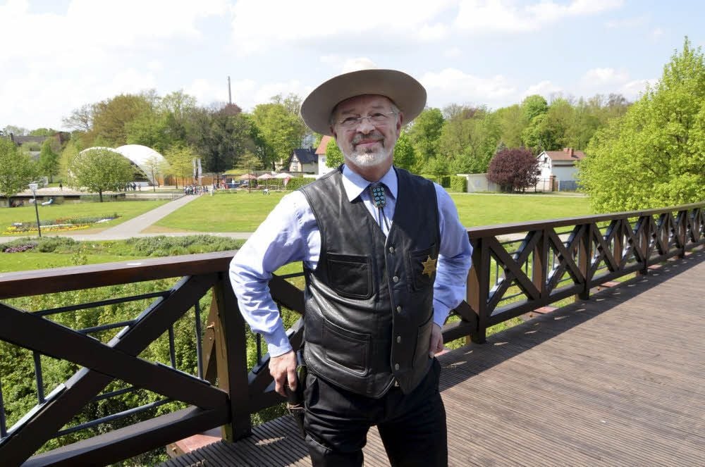 Das Sheriff-Outfit ist echt, es gehört zu Kunzes Leidenschaft für den Wilden Westen.