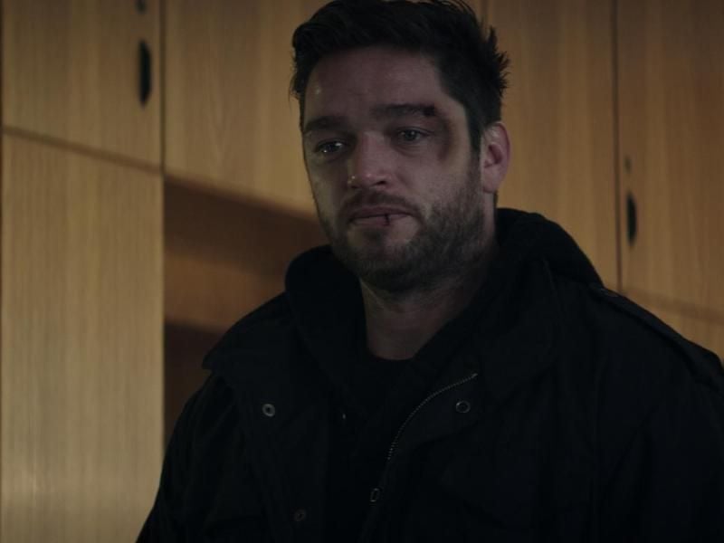 Kevin (Ronald Zehrfeld) ist von Mendes' Skrupellosigkeit schockiert. Foto: ZDF/Christian Stangassinger