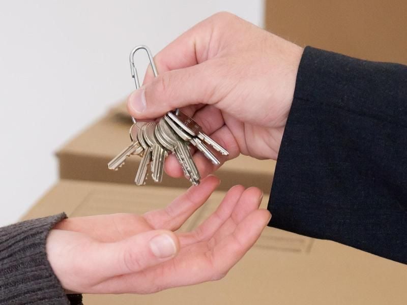 Vor der Wohnungsübergabe: Müssen Mieter nochmal putzen, wenn ihre ehemalige Wohnung schon seit zwei Wochen leersteht? Foto: Kai Remmers