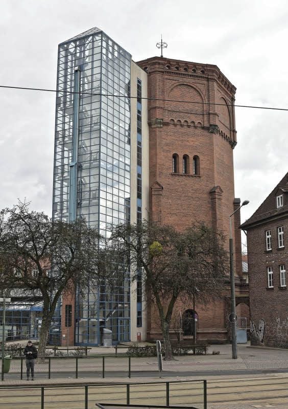 Im Alten Wasserturm in der Heidestraße sind die Räume für den Einzug des Stadtarchivs schon vorbereitet.