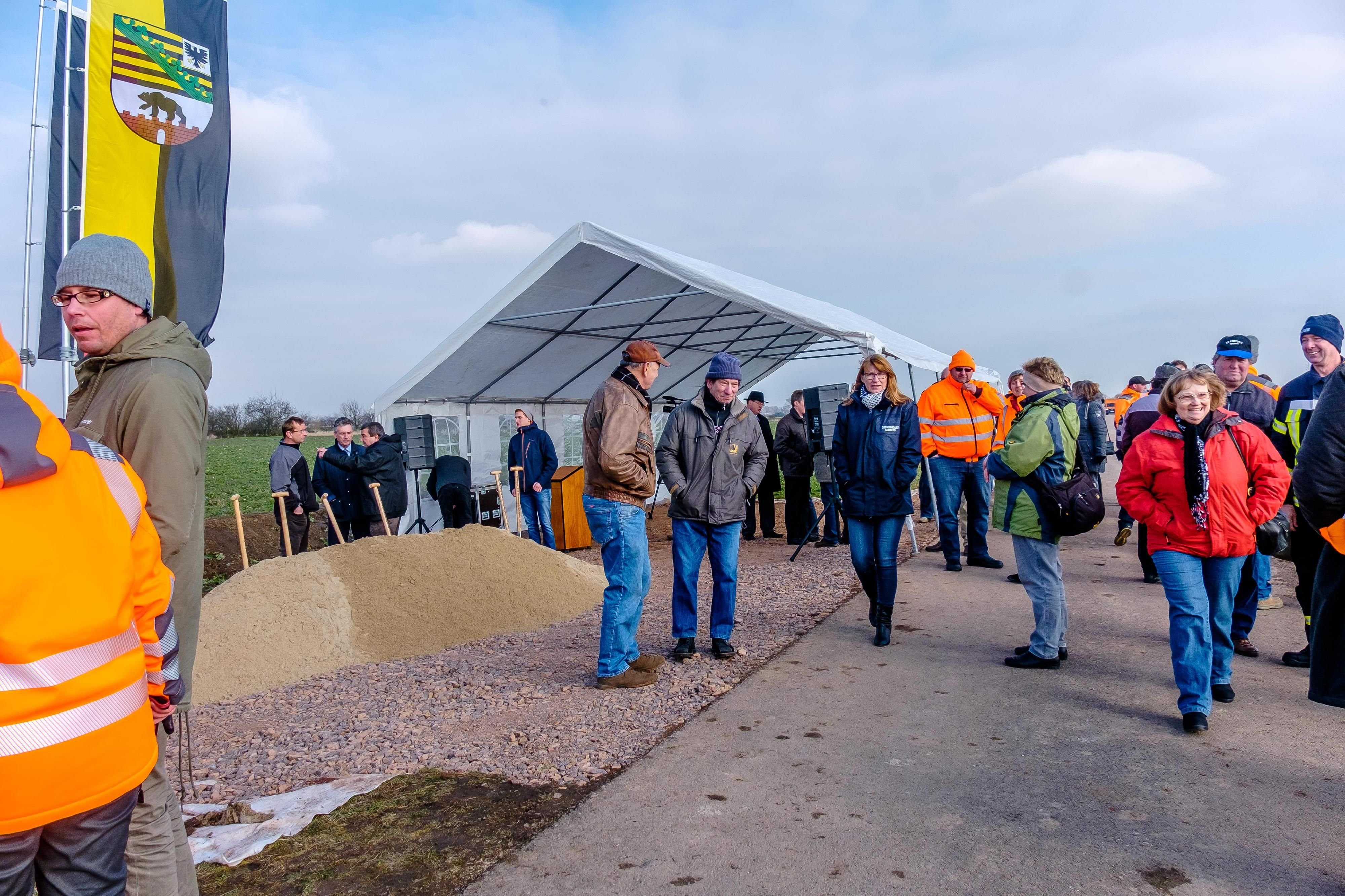 Der erste Spatenstich für den Bau der Ortsumfahrung Eutzsch erfolgt am 1. März 2016.