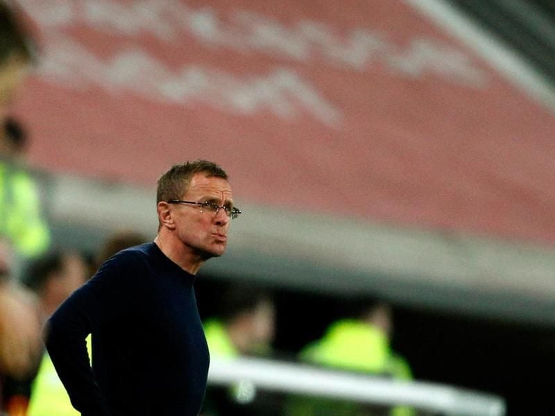 Trainer Ralf Rangnick kann mit RB Leipzig auf den Aufstieg hoffen. Foto: Roland Weihrauch