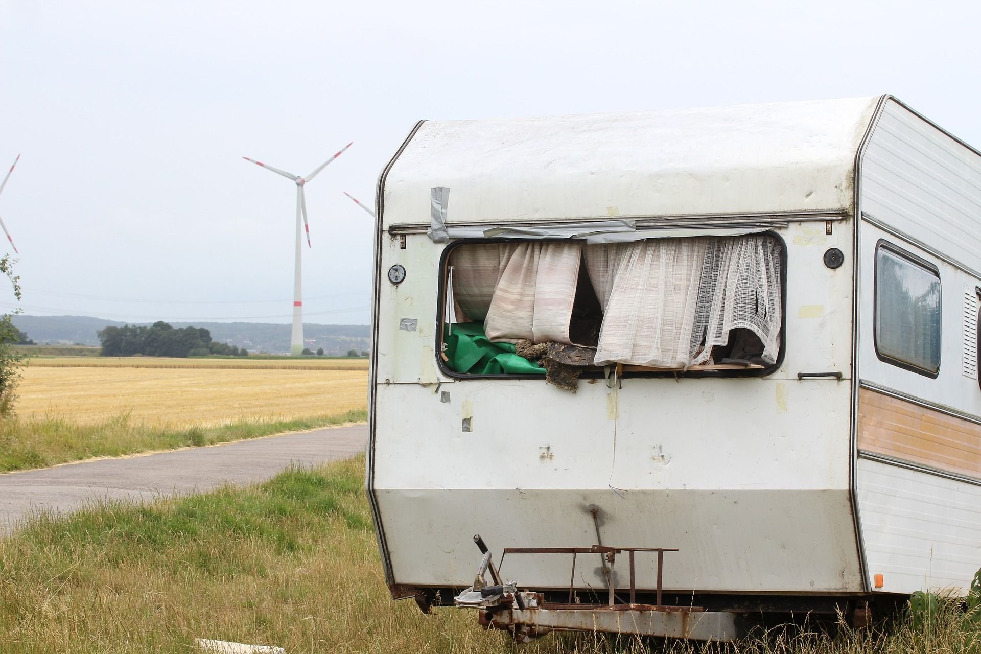 Ein Wohnwagen auf der A4 bei Gera ist in die Luft geflogen.