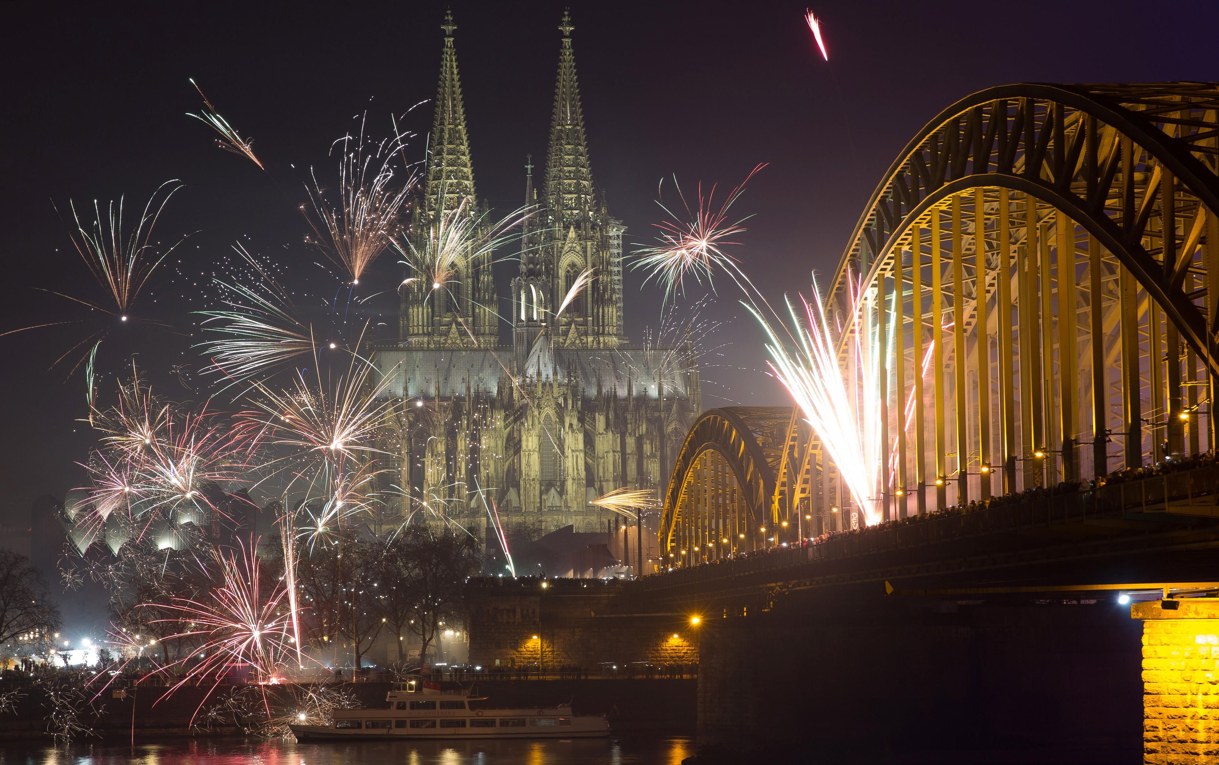 Silvesternacht in Köln. Im Zuge der Ermittlungen werden zahlreiche private Handy-Videos ausgewertet.