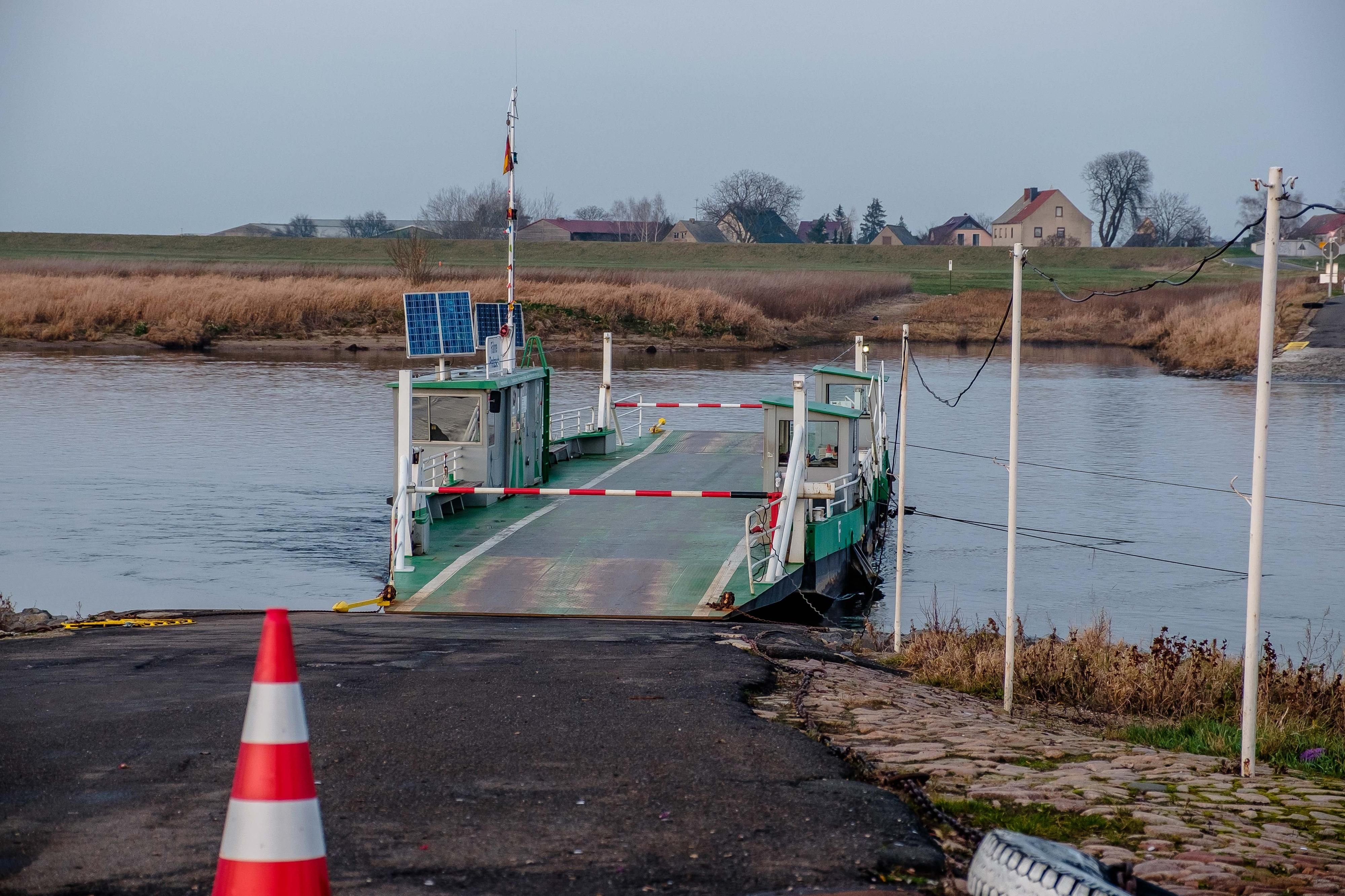 Die Fähre in Pretzsch über die Elbe.