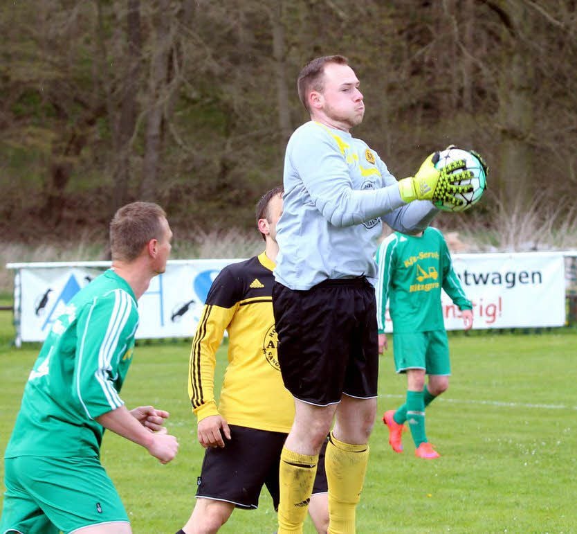 Kickers-Keeper Marc Kronberg hielt seinen Kasten am Sonntag beim 1:0-Sieg der Gonnataler Elf bei Grüne Tanne Wippra sauber.
