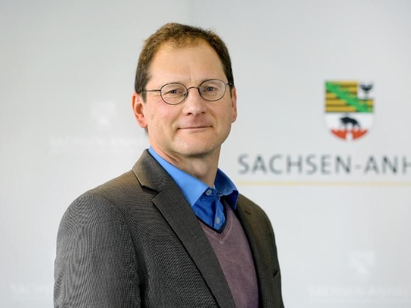 Der Tierarzt Marco König arbeitet in der so genannten Stabsstelle Tierschutz im Ministerium für Landwirtschaft und Umwelt.