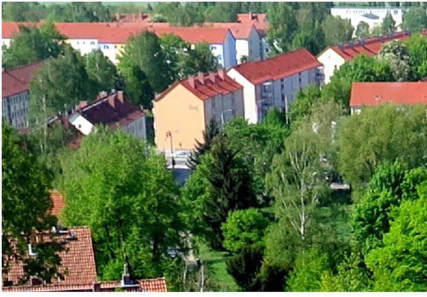 So sieht die Siedlung heute aus, inzwischen sind einige Blöcke abgerissen.