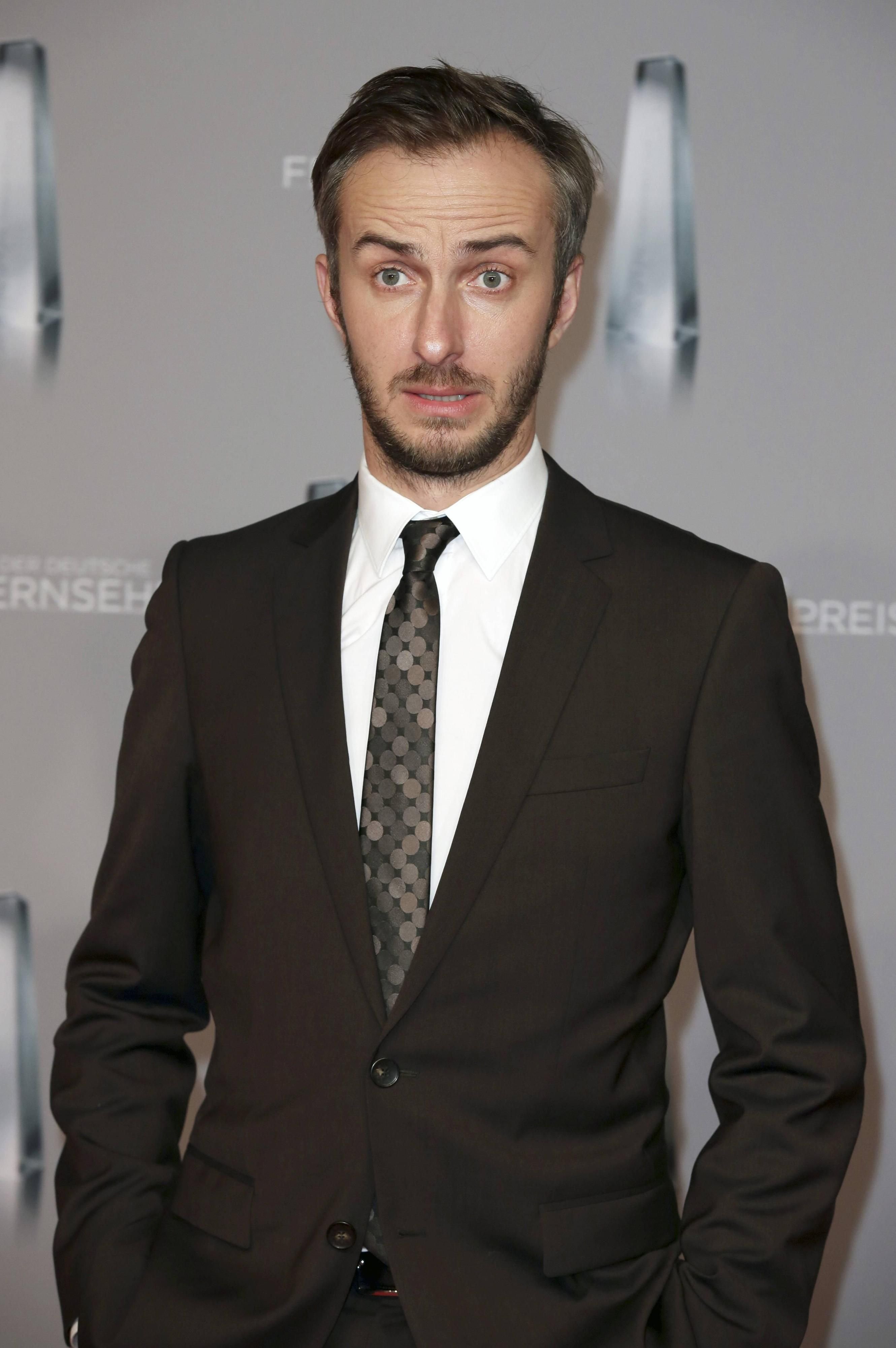 Jan Böhmermann hat sich in der „Zeit“ geäußert.