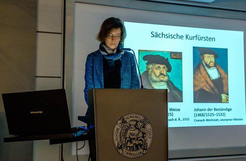 Die Historikerin Ulrike Ludwig hielt einen Vortrag über Stipendien, die auch von den Kurfürsten vergeben wurden, in der Leucorea.