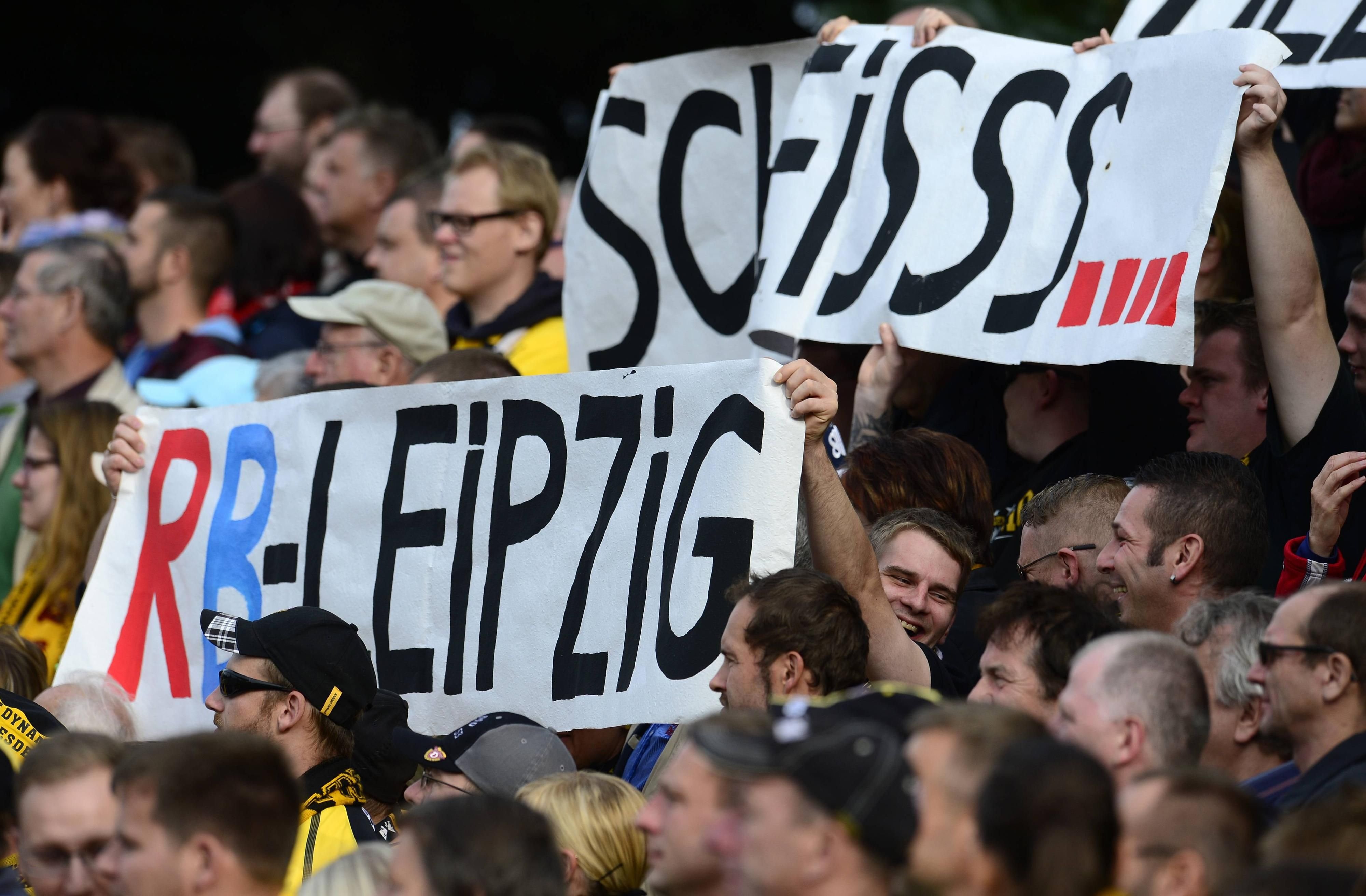 Der Duell mit RB ist für viele Dresdener Fans auch ein Politikum.