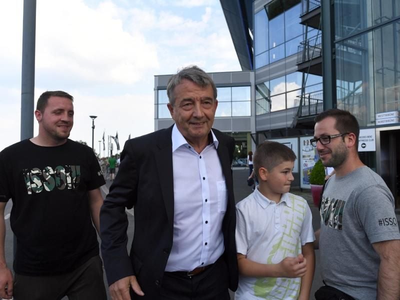 Wolfgang Niersbach ist für ein Ausreiseverbot von Hooligans. Foto: Federico Gambarini