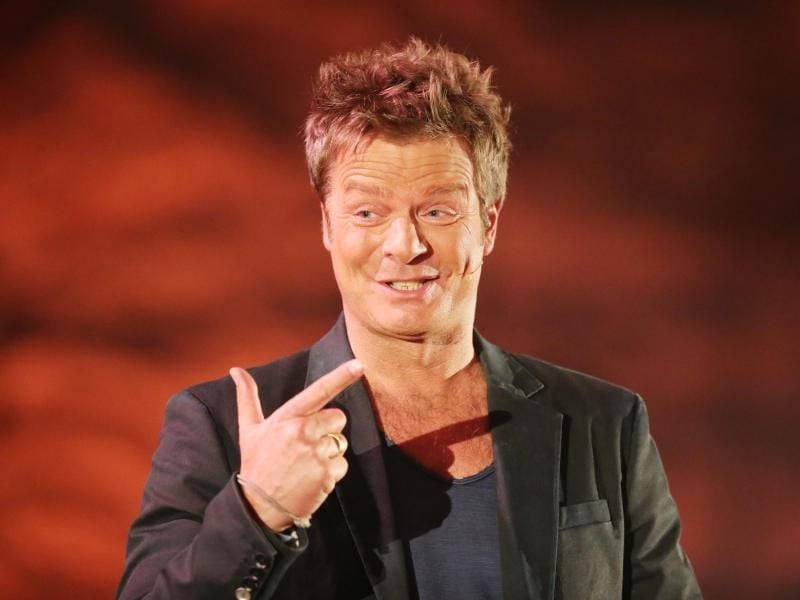 Oliver Geissen moderiert das 13. Finale der RTL-Sendung «Deutschland sucht den Superstar» (DSDS). Foto: Bodo Schackow