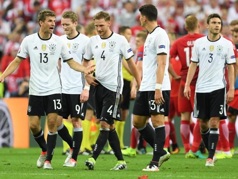 Das 0:0 zwischen dem DFB-Team und Polen sorgte nicht gerade für Begeisterung der Presse. Foto: Arne Dedert