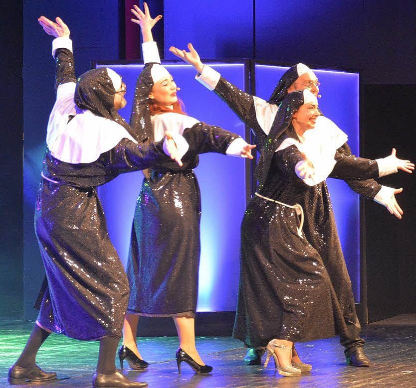 Die vier Künstler überzeugten im Eisleber Theater.