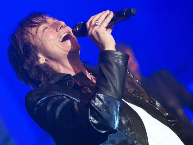 Macht auch mit 60 munter weiter: Gianna Nannini Foto: Bernd von Jutrczenka