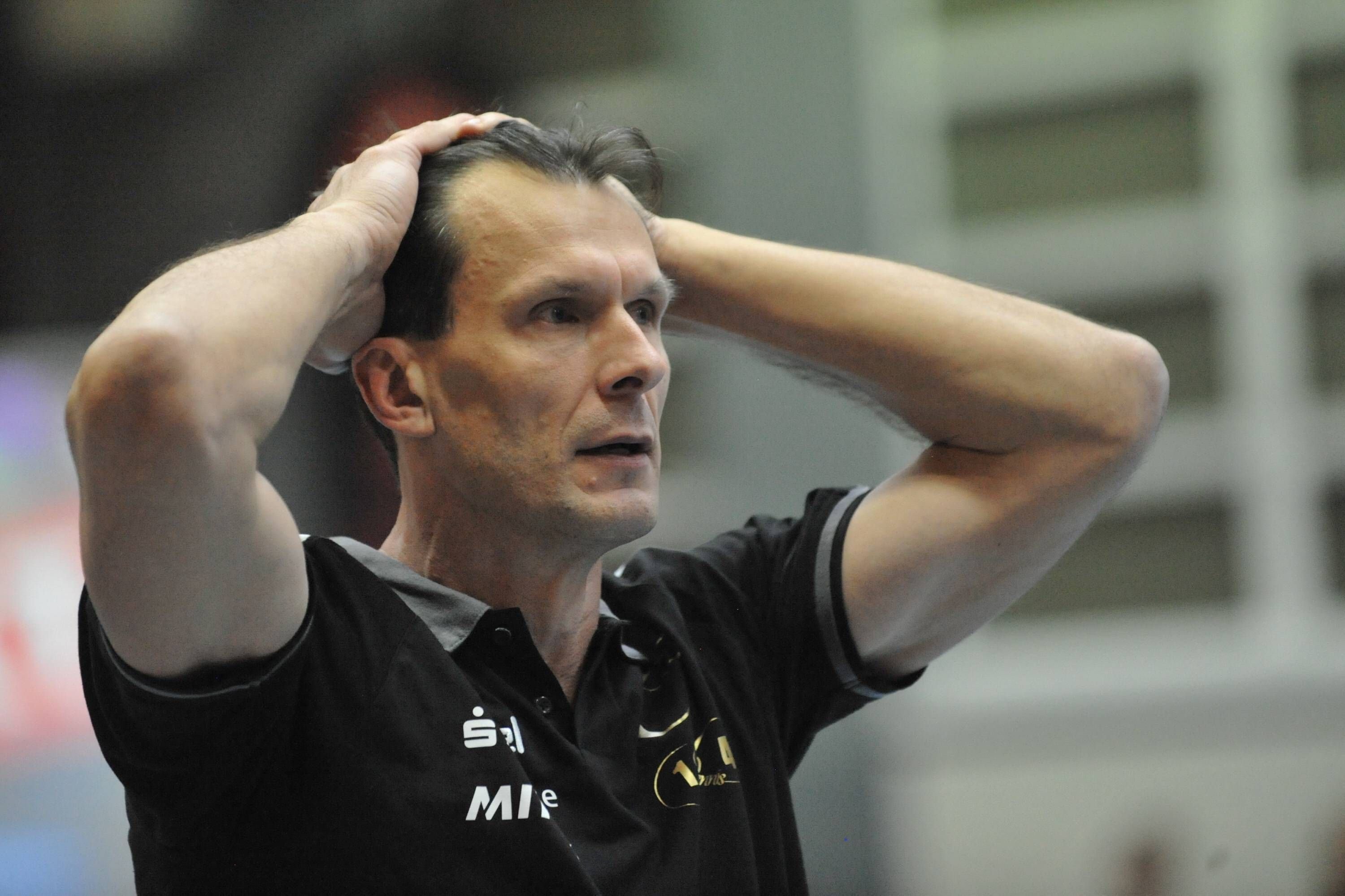 Das Entsetzen ist groß: Trainer Ulf Quell und der CV Mitteldeutschland ziehen sich aus der Bundesliga zurück.