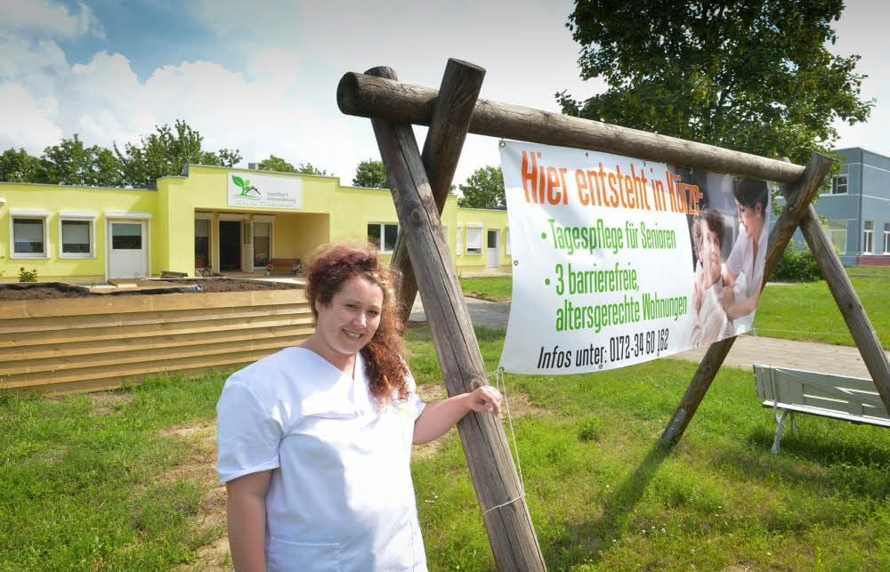 Jessica Singer richtet im ehemaligen Jugendclub „Enno Sander“ eine Tagespflegestation und drei altersgerechte Wohnungen für Senioren ein.