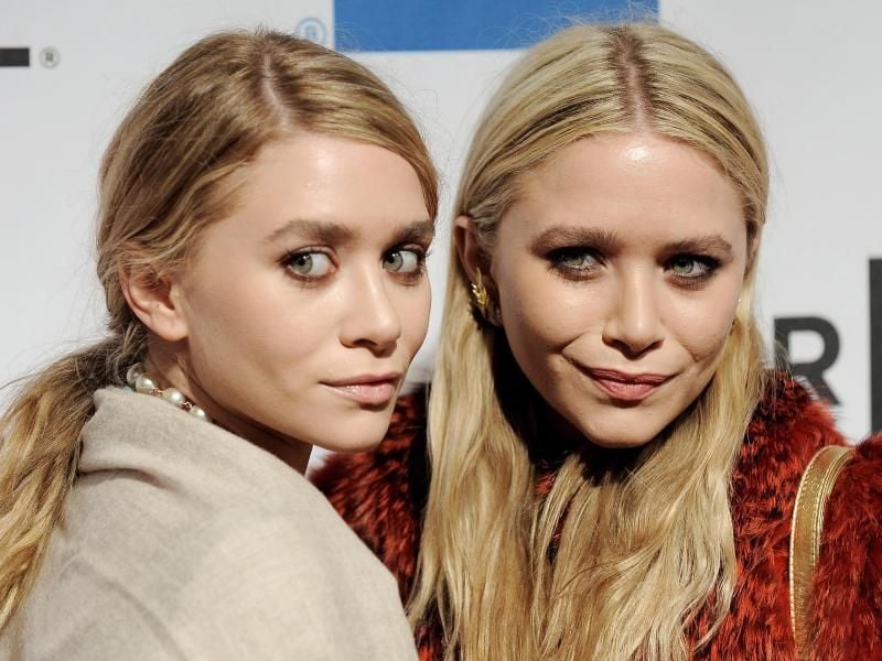 Ashley (l) und Mary-Kate Olsen sind inzwischen sehr erfolgreiche Geschäftsfrauen. Foto: Justin Lane