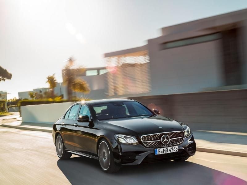 Kraftkur: Als Mercedes-AMG E 43 4MATIC bringt die E-Klasse 20 Prozent mehr Leistung, die Preise sind aber noch unbekannt. Foto: Daimler