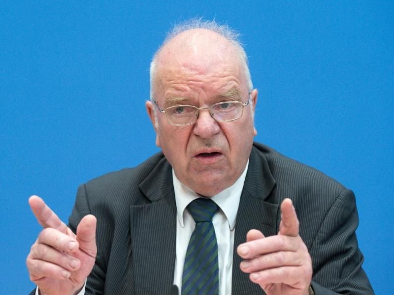 Richard Schröder, ehemaliger Vorsitzender der SPD-Fraktion. Foto: Bernd von Jutrczenka/Archiv
