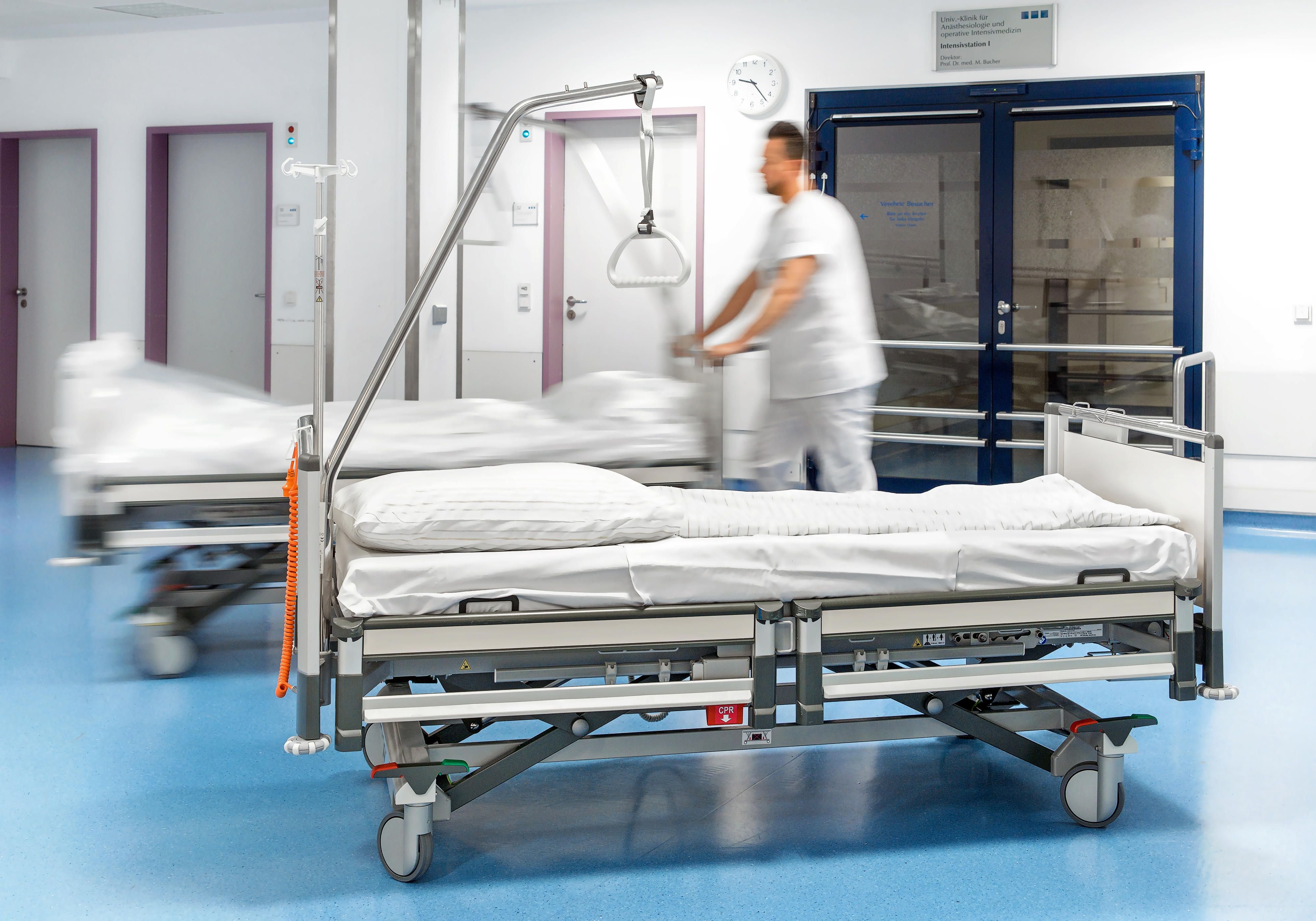 Neue Patientenbetten im Uniklinikum Halle