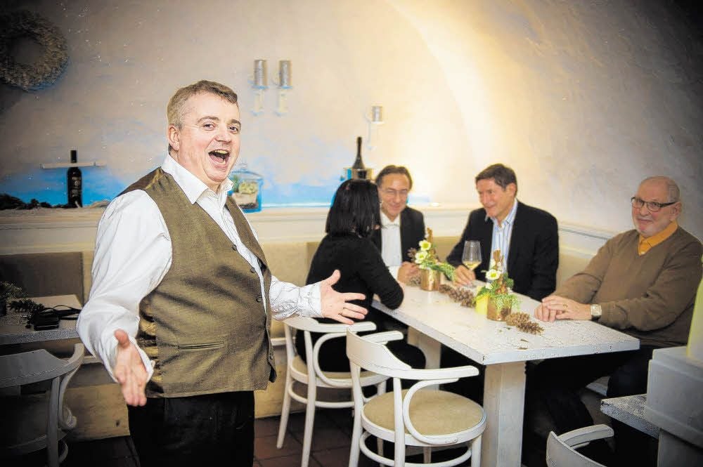 Frank Mylius ist Ur-Hallenser, weitgereist und spät berufen: Erst vor einigen Jahren entdeckte der 50-Jährige seine markante Tenorstimme.