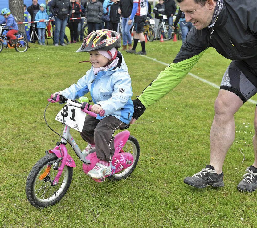 Zu klein gibt’s nicht beim Mountainbikerennen in Mosigkau.