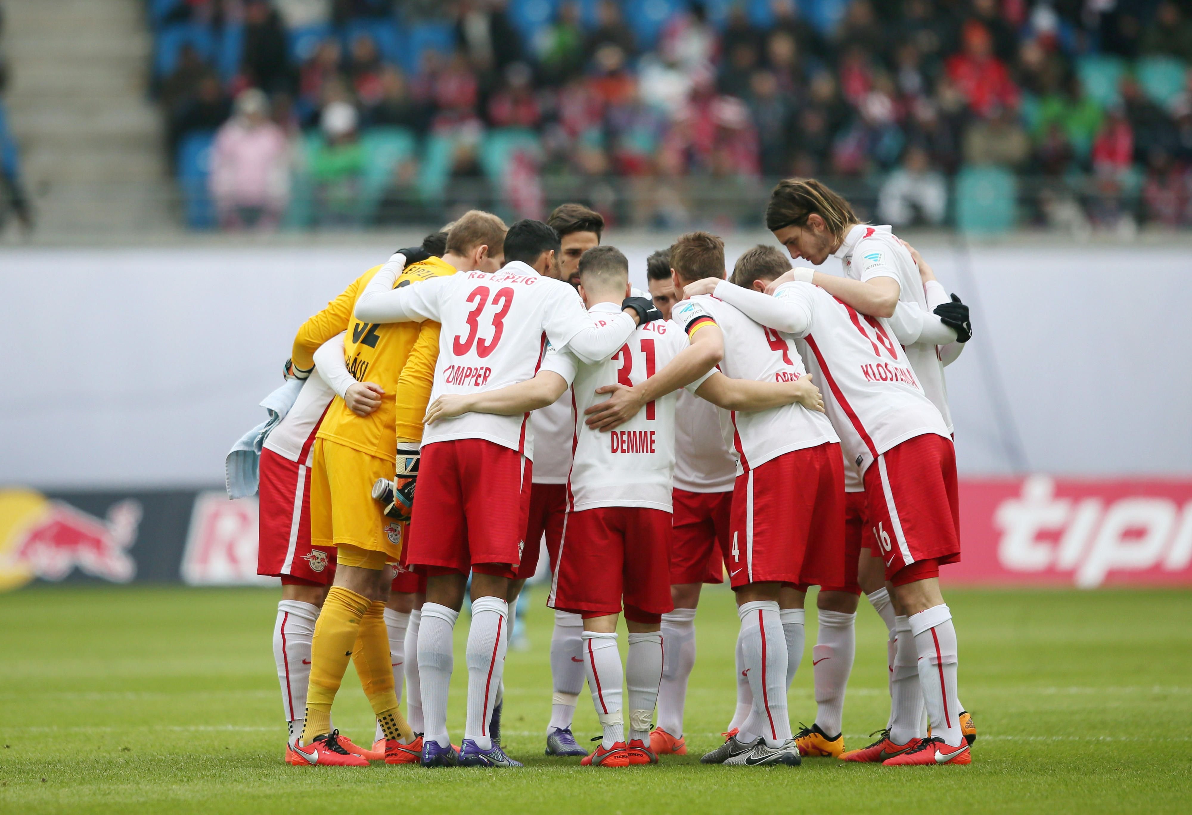 Beim 1. FC Nürnberg können die „Roten Bullen“ mit einem Sieg dem Bundesliga-Aufstieg einen Riesenschritt näher kommen.