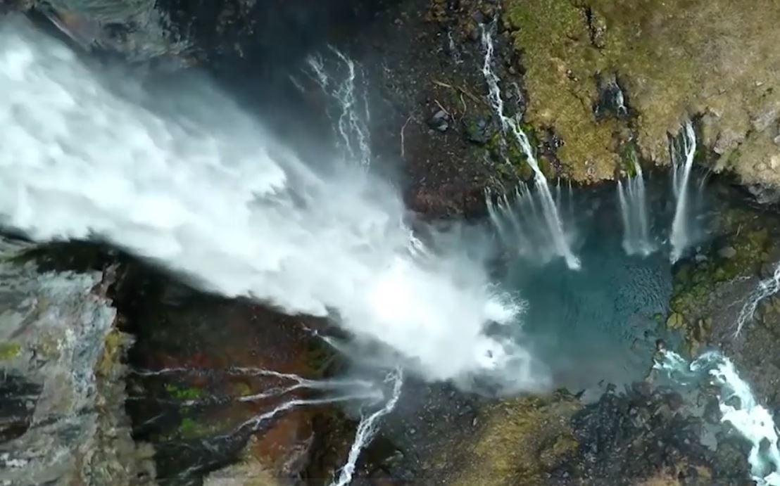 Tosende Wasserfälle in Japan