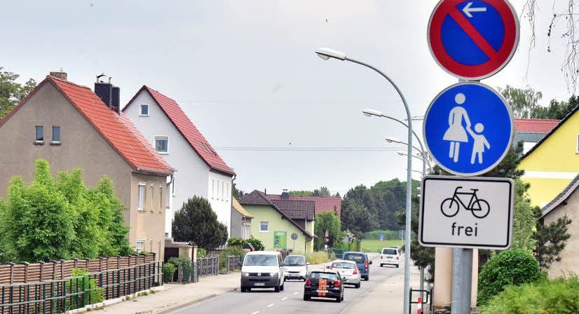 Die Verkehrsbelastung ist hoch in der Selauer Straße in Borau.