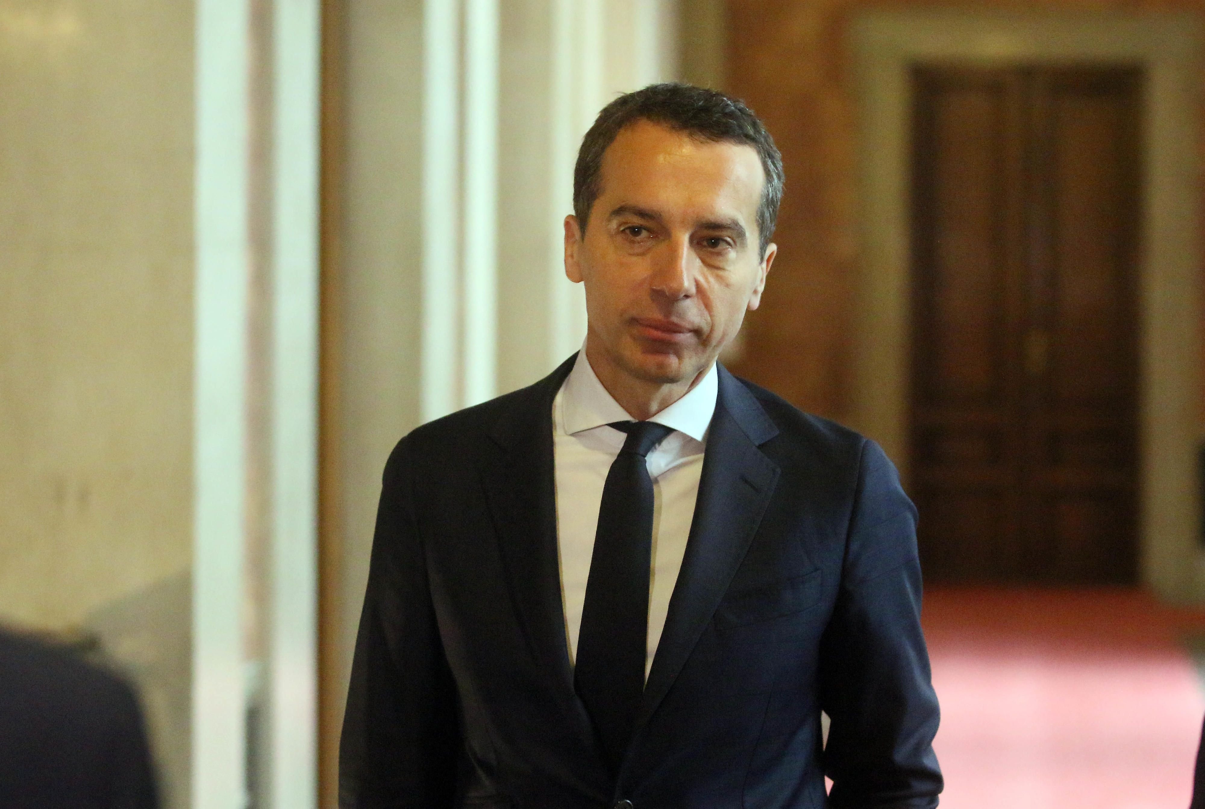Auf seinen Schultern ruhen die Hoffnungen seiner Partei: der neue österreichische Kanzler Christian Kern.