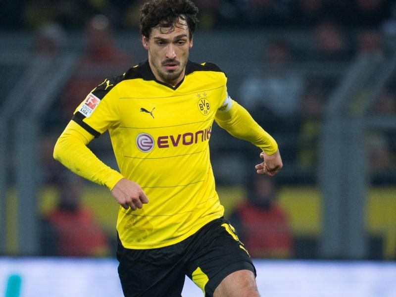 BVB-Kapitän Mats Hummels äußerte sich nach dem 2:0-Erfolg über den 1. FSV Mainz 05 zu der bedrückenden Stimmung im Stadion. Ein Fan war während der Partie an einem Herzinfarkt gestorben.