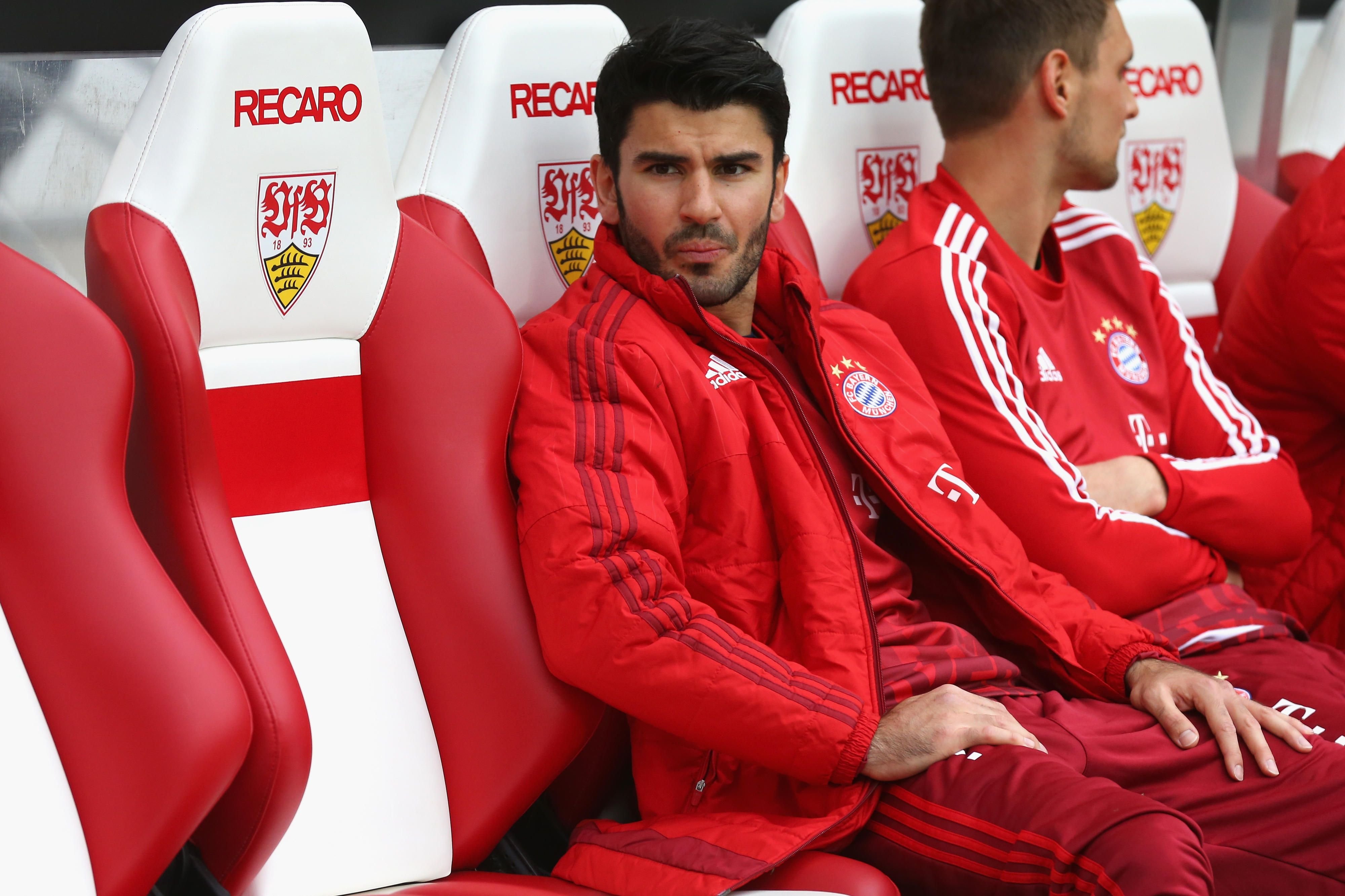 Für Serdar Tasci bleibt beim FC Bayern München nur der Stammplatz auf der Ersatzbank.