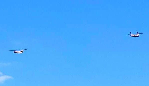 Die Hubschrauber überfliegen den Altkreis Bitterfeld.