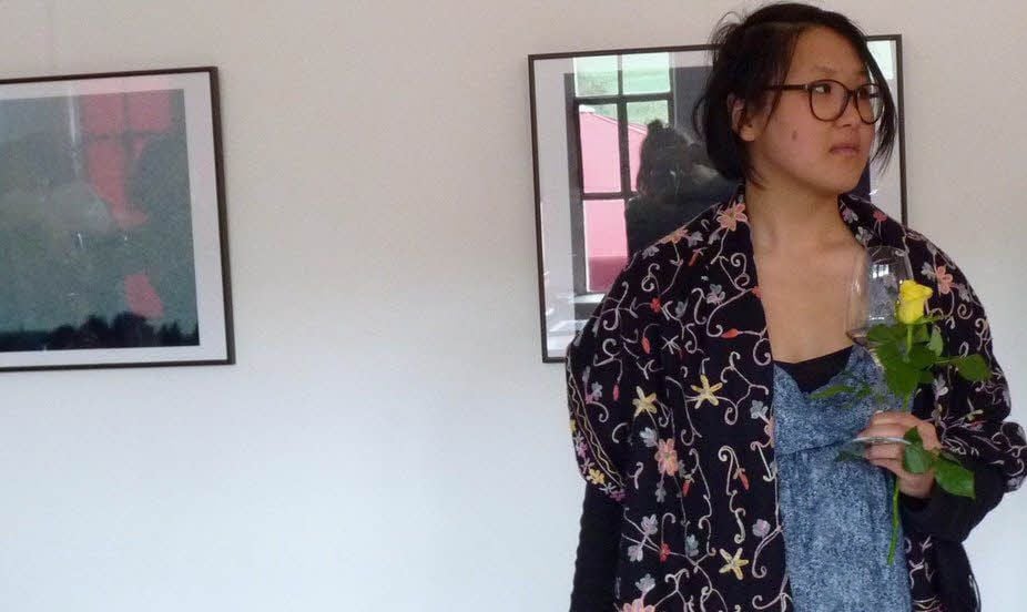 Laude yu Lee, Studentin an der Kunsthochschule Düsseldorf zeigt in der Weingalerie im Schweigenberg Fotografien.