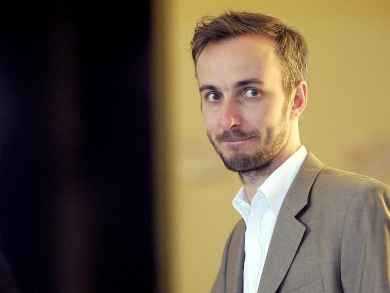 TV-Moderator Jan Böhmermann möchte zunächst keine Ausgaben seiner ZDF-Sendung «Neo Magazin Royale» mehr produzieren. Foto: Henning Kaiser