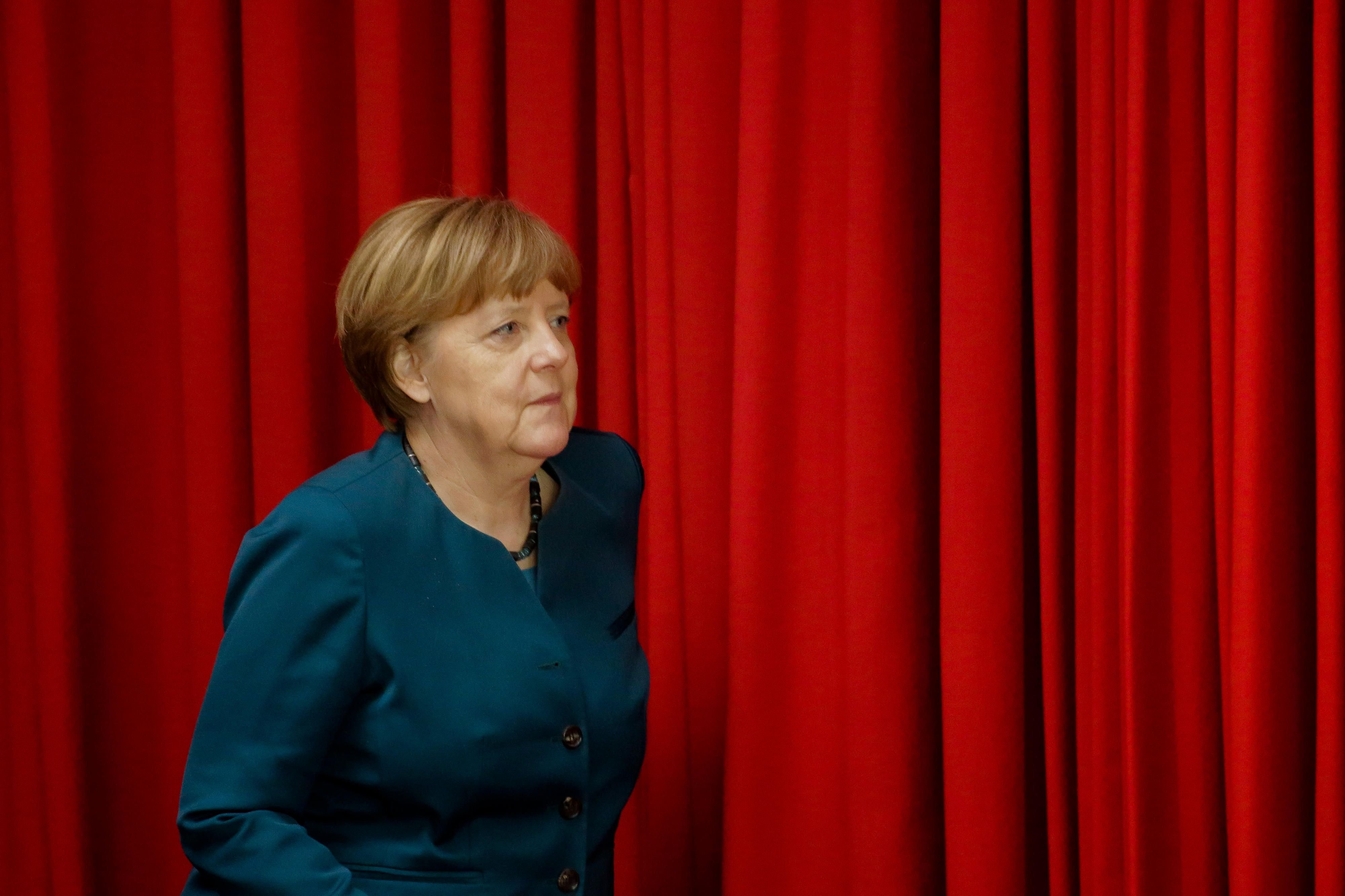 Bundeskanzlerin Merkel beim Besuch des „Lycee Francais de Berlin“
