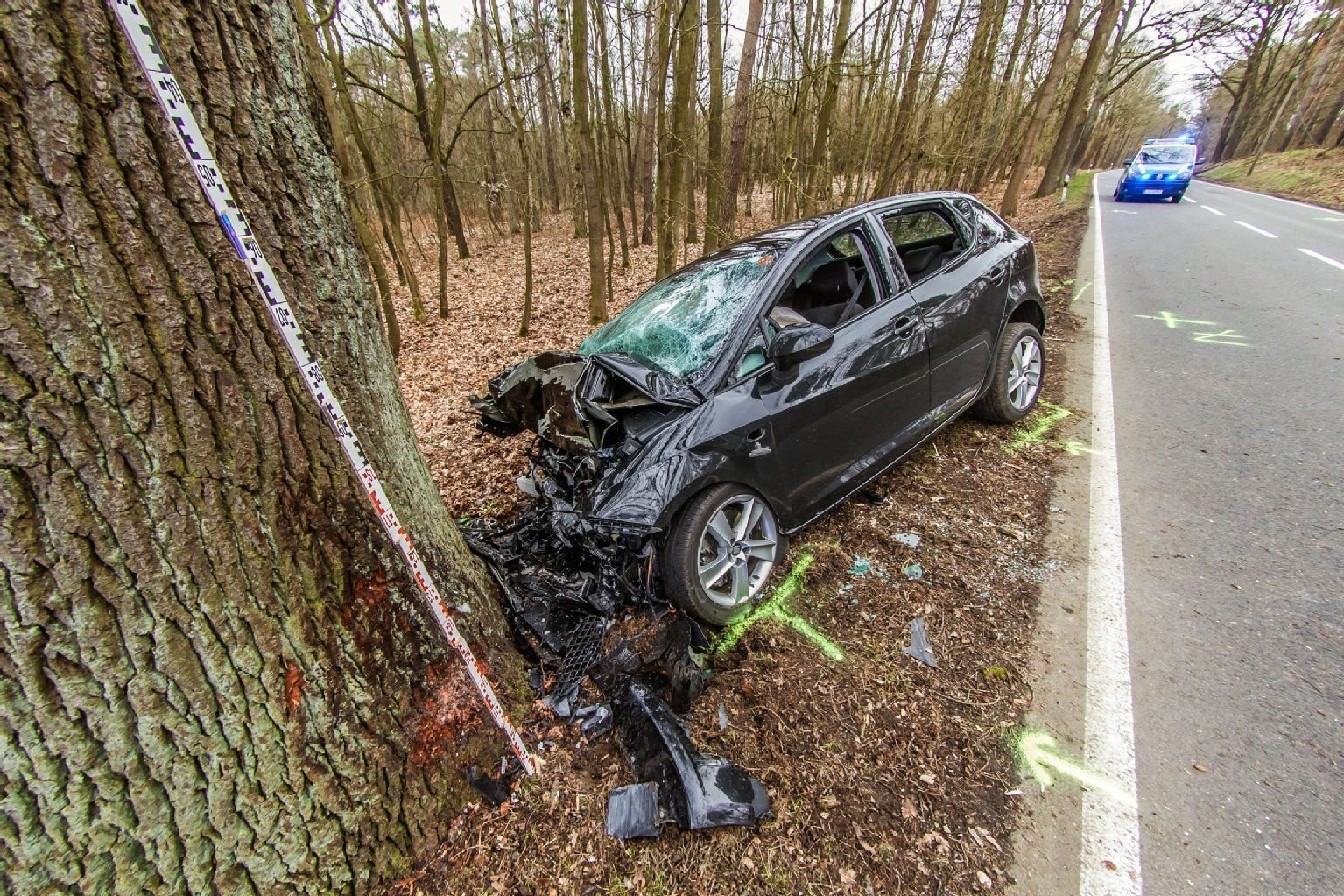 In diesem Seat starb im Februar 2016 ein 70-jährige Fahrer auf der B107 zwischen Wiesenburg und Coswig.