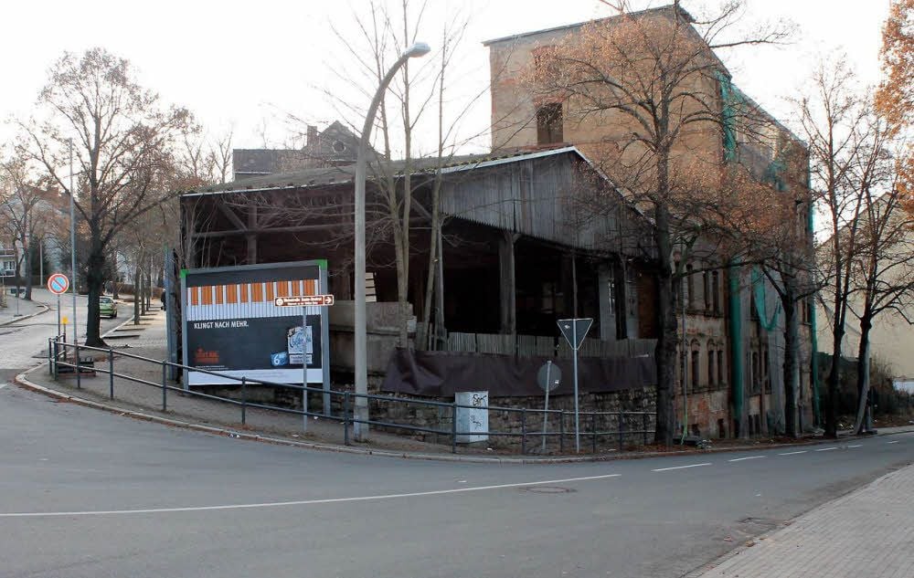 Ein typischer Anblick war der einstige Holzlagerplatz an der Spitze Tröglitzer Straße/Freiligrathstraße.