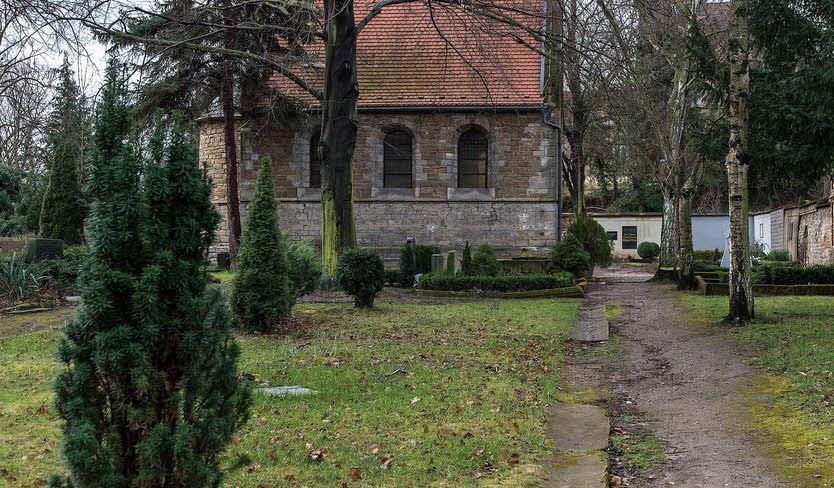 Gibt es noch einen unterirdischen Gang, der von der Königsmühle zur Kapelle führt? Dieses Rätsel wird wohl nie gelüftet.