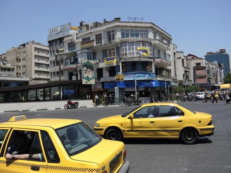 Die deutsche Wirtschaft hofft nach dem Atom-Abkommen und dem Ende der westlichen Sanktionen seit Längerem auf Milliardengeschäfte im Iran. Foto: Joerg Schurig