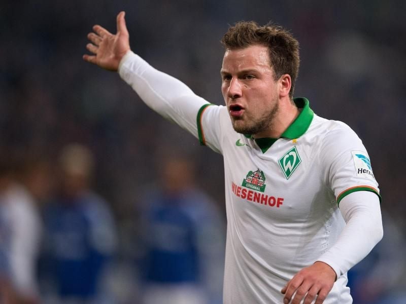 Philipp Bargfrede bleibt in Bremen. Foto: Marius Becker
